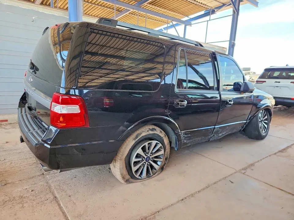 2017 FORD EXPEDITION XLT  