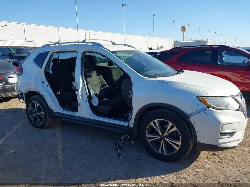 2019 NISSAN ROGUE SV