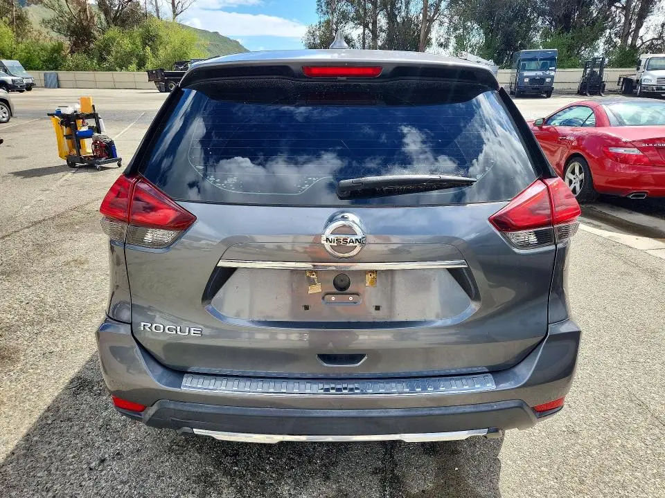 2019 NISSAN ROGUE S  