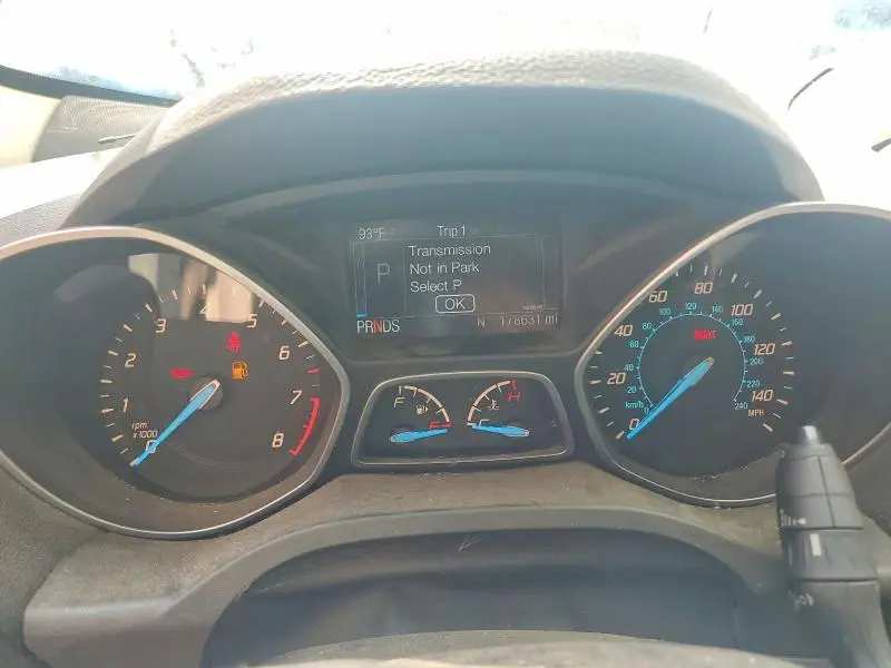 2015 FORD ESCAPE SE  