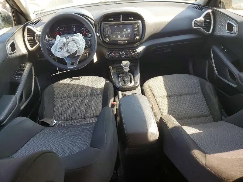 2021 KIA SOUL LX  