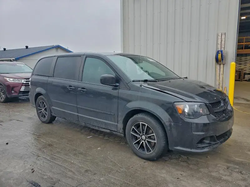 2016 DODGE GRAND CARAVAN SE  