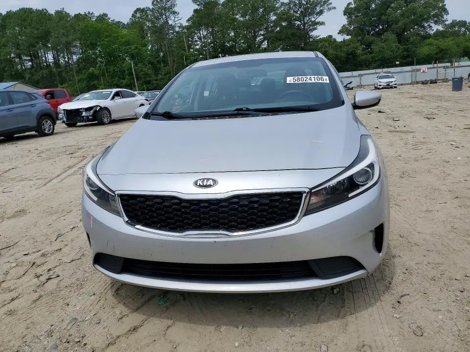 2018 KIA FORTE LX  