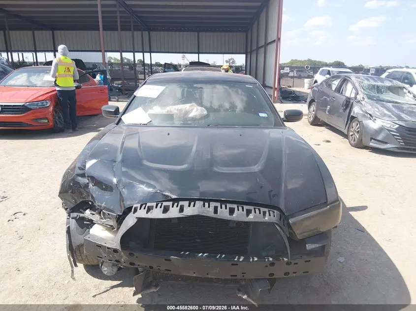 2012 DODGE CHARGER SE