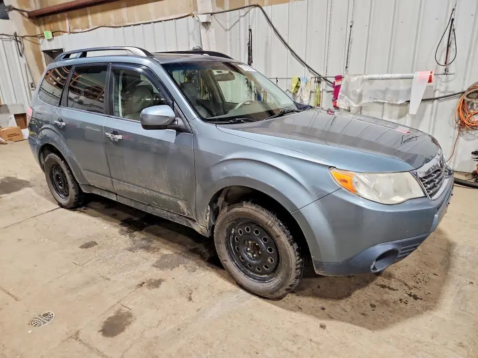 2010 SUBARU FORESTER 2.5X LIMITED  