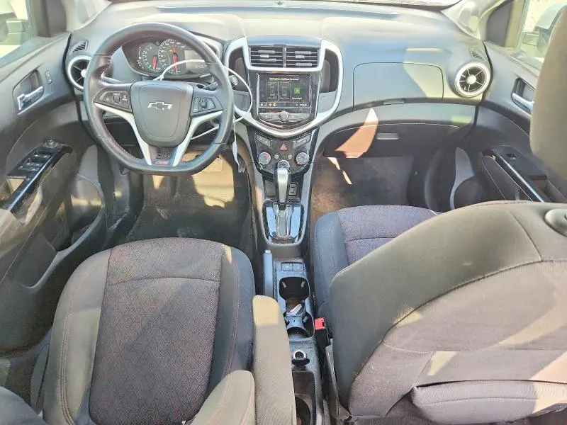 2019 CHEVROLET SONIC LT  