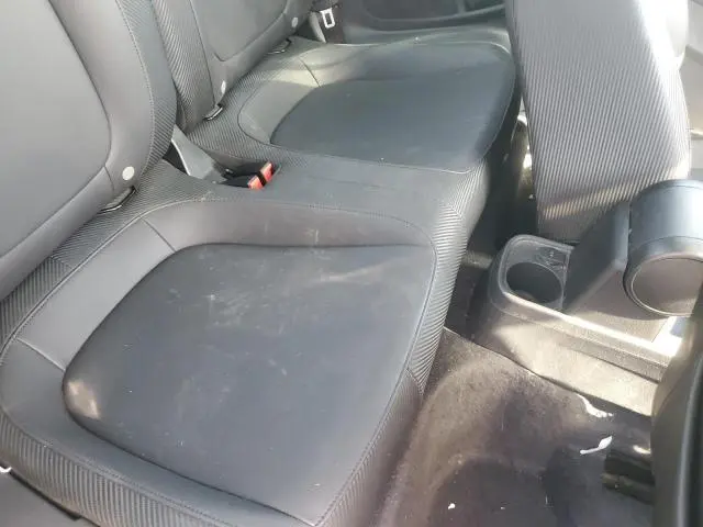 2019 VOLKSWAGEN BEETLE SE  