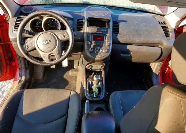 2013 KIA SOUL +  