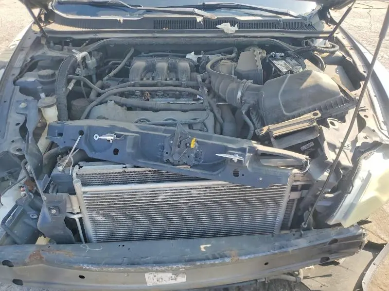 2012 FORD TAURUS LIMITED  