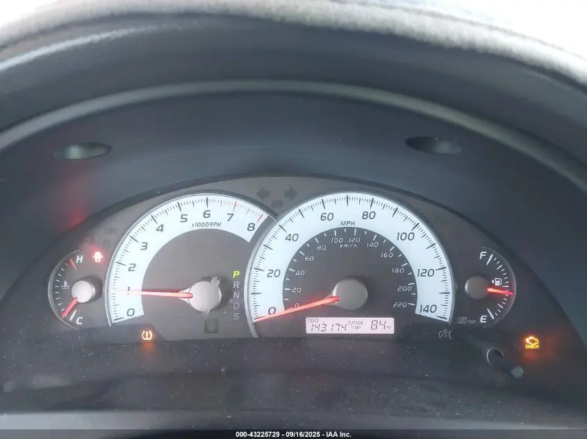 2010 TOYOTA CAMRY SE