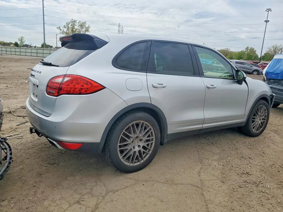 2011 PORSCHE CAYENNE S  