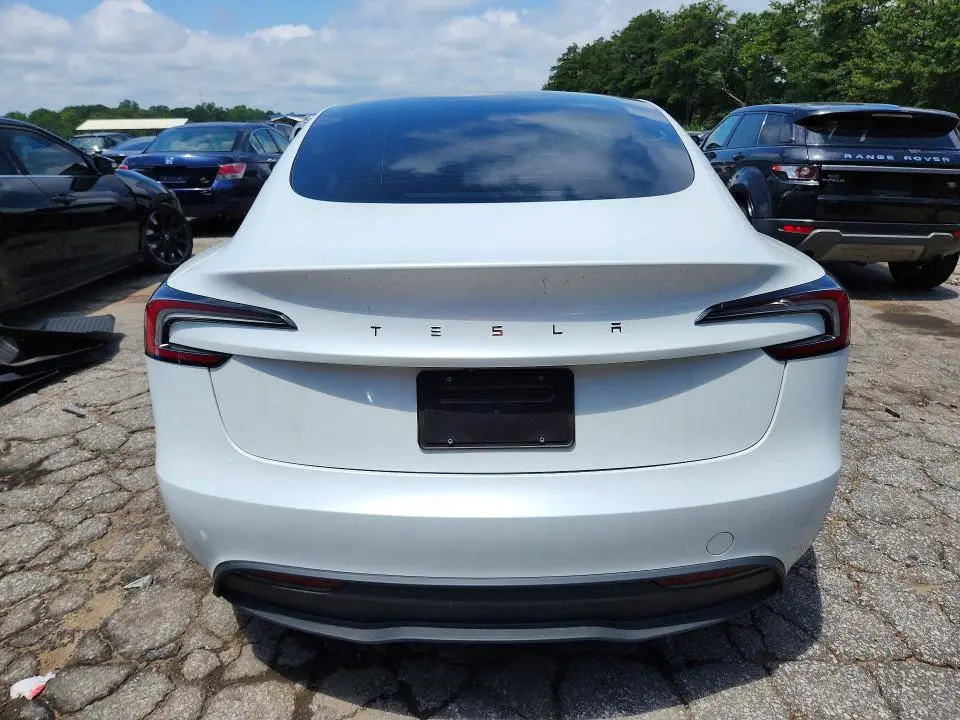 2025 TESLA MODEL 3   