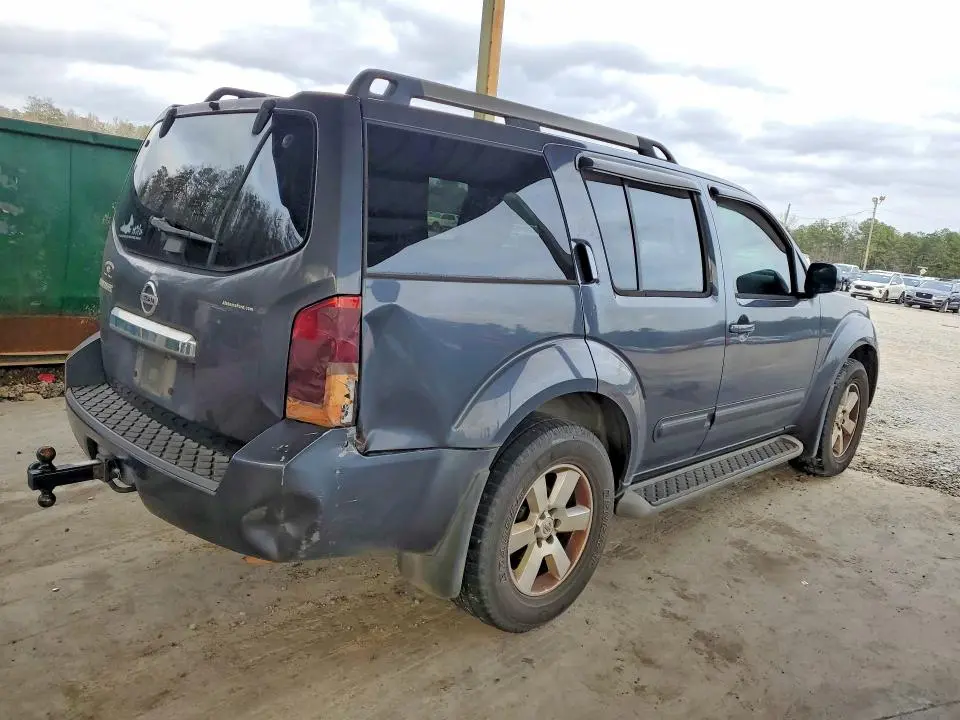 2012 NISSAN PATHFINDER S  