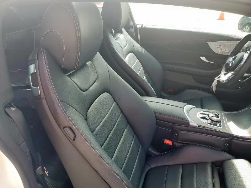 2023 MERCEDES-BENZ C 300  