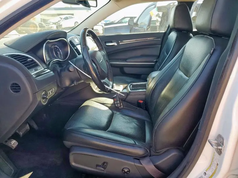 2018 CHRYSLER 300 LIMITED  