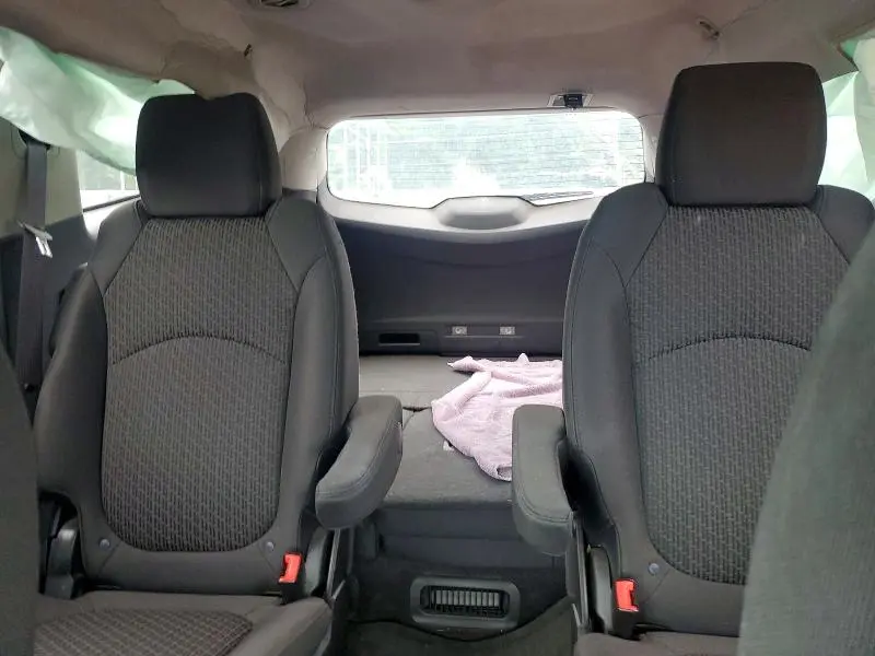 2011 CHEVROLET TRAVERSE LT  