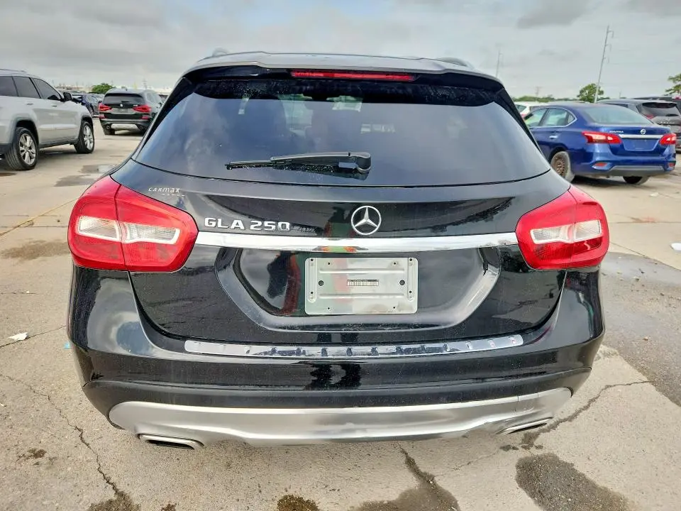 2017 MERCEDES-BENZ GLA 250  
