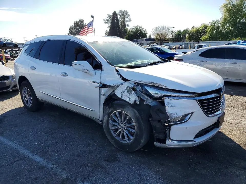 2024 BUICK ENCLAVE ESSENCE  
