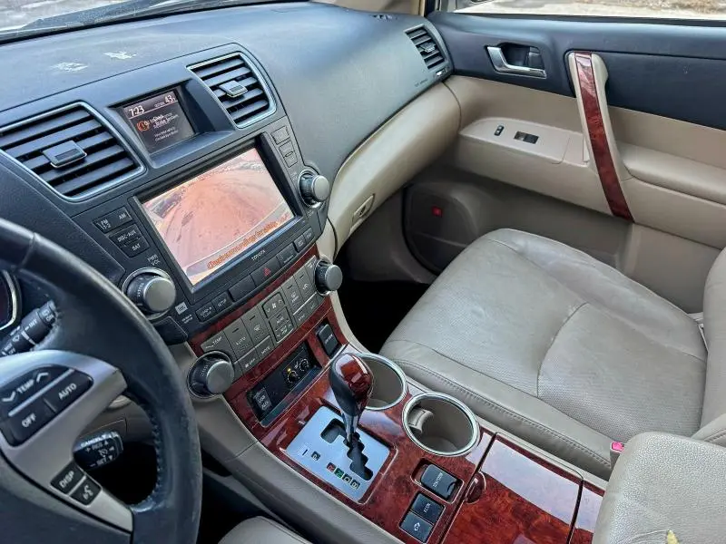 2012 TOYOTA HIGHLANDER HYBRID LIMITED  