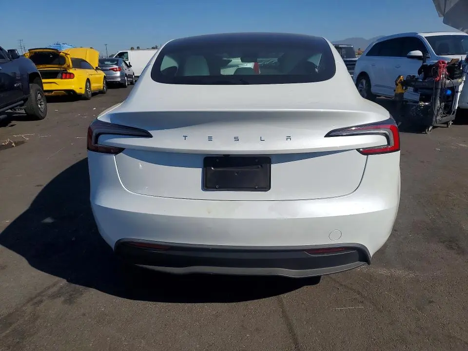 2024 TESLA MODEL 3   