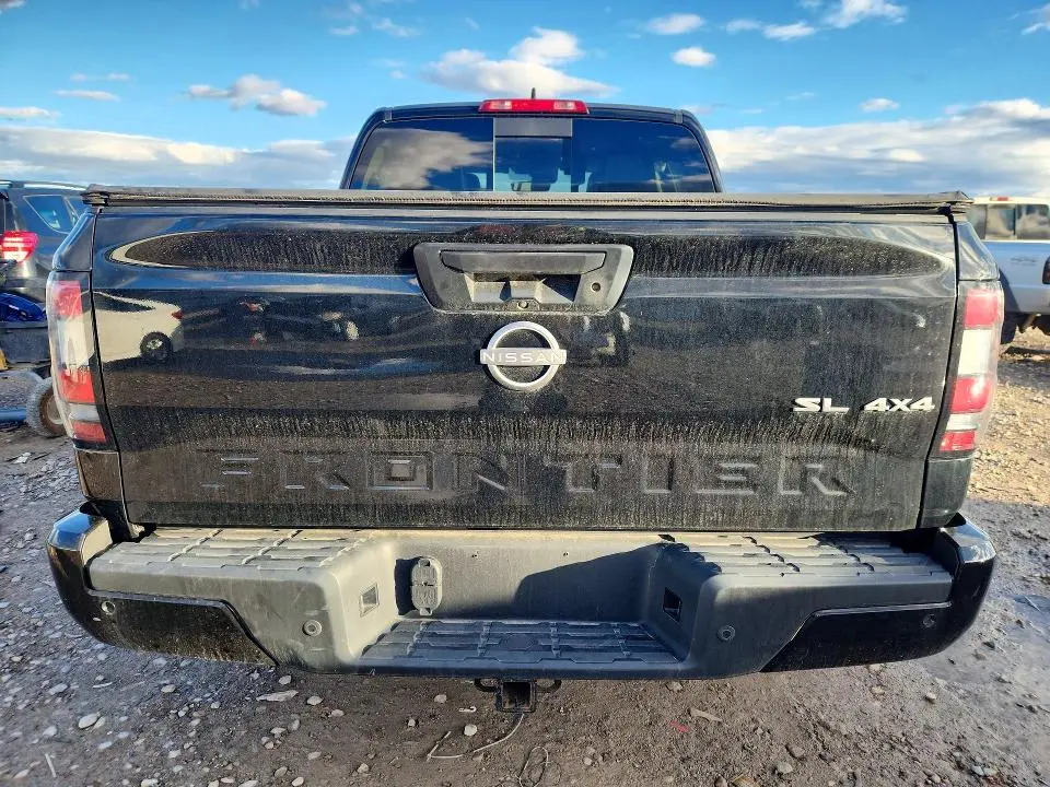 2024 NISSAN FRONTIER SL  