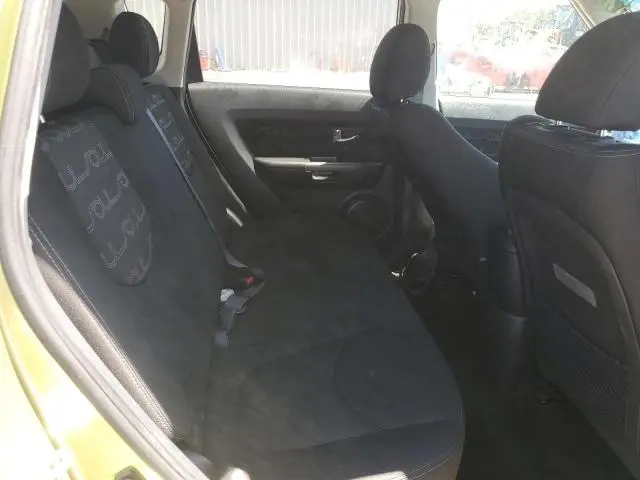 2012 KIA SOUL +  