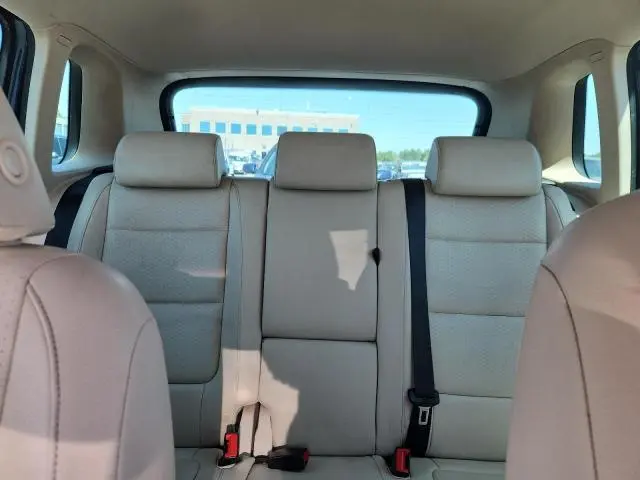 2011 VOLKSWAGEN TIGUAN S  