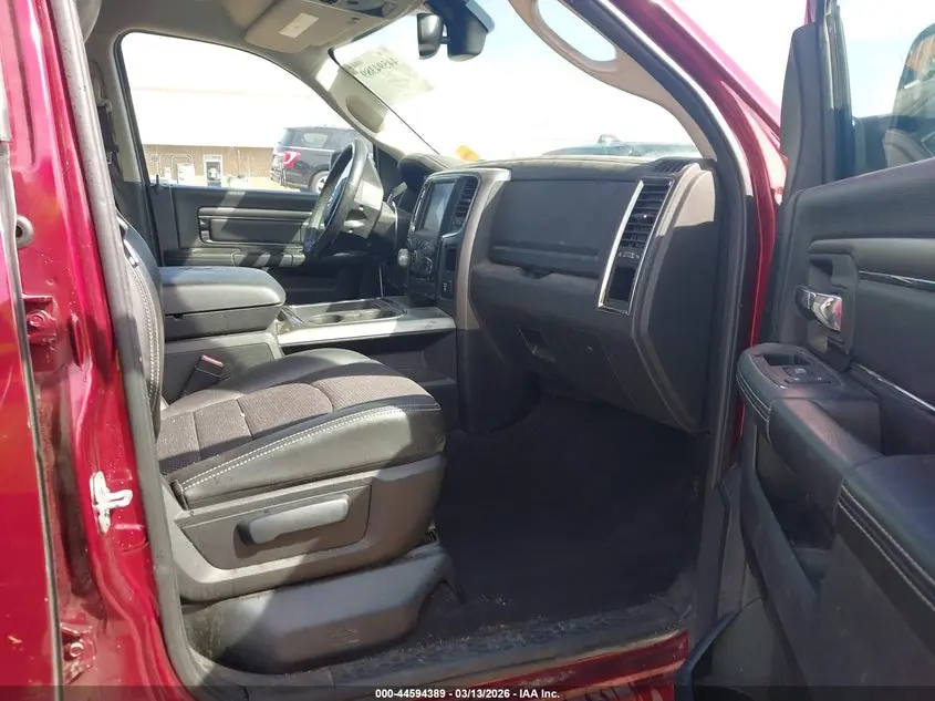 2017 RAM 1500 SPORT  4X2 6'4 BOX