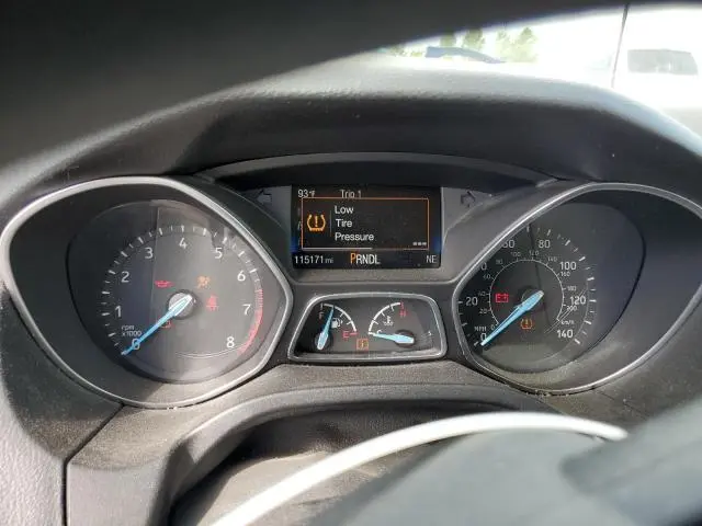 2017 FORD FOCUS SE  
