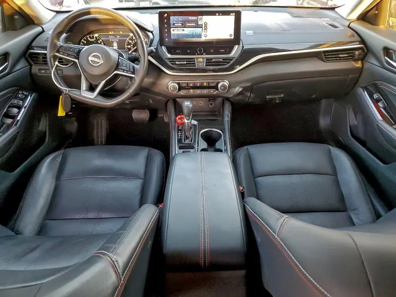 2023 NISSAN ALTIMA SR  