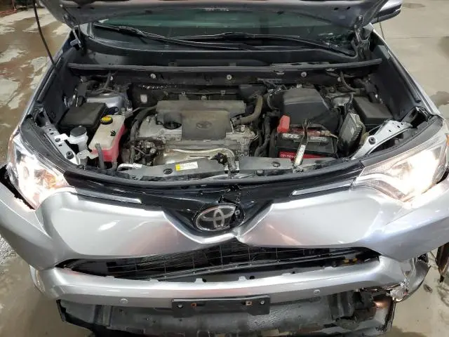 2017 TOYOTA RAV4 XLE  