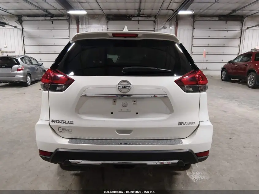 2018 NISSAN ROGUE SV
