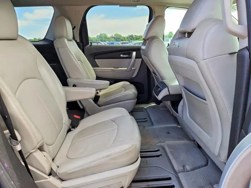 2011 GMC ACADIA SLT-1  
