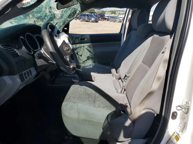 2013 TOYOTA TACOMA   