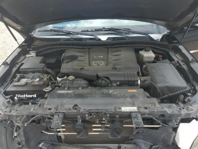 2014 INFINITI QX80   