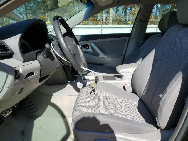 2010 TOYOTA CAMRY BASE  