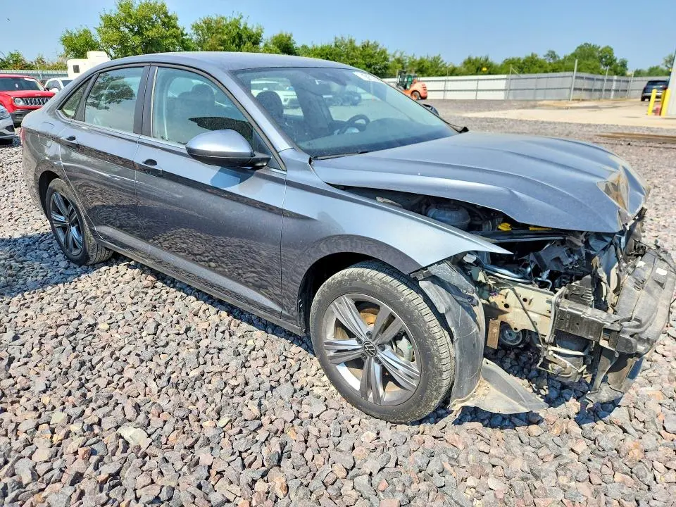 2024 VOLKSWAGEN JETTA SE  