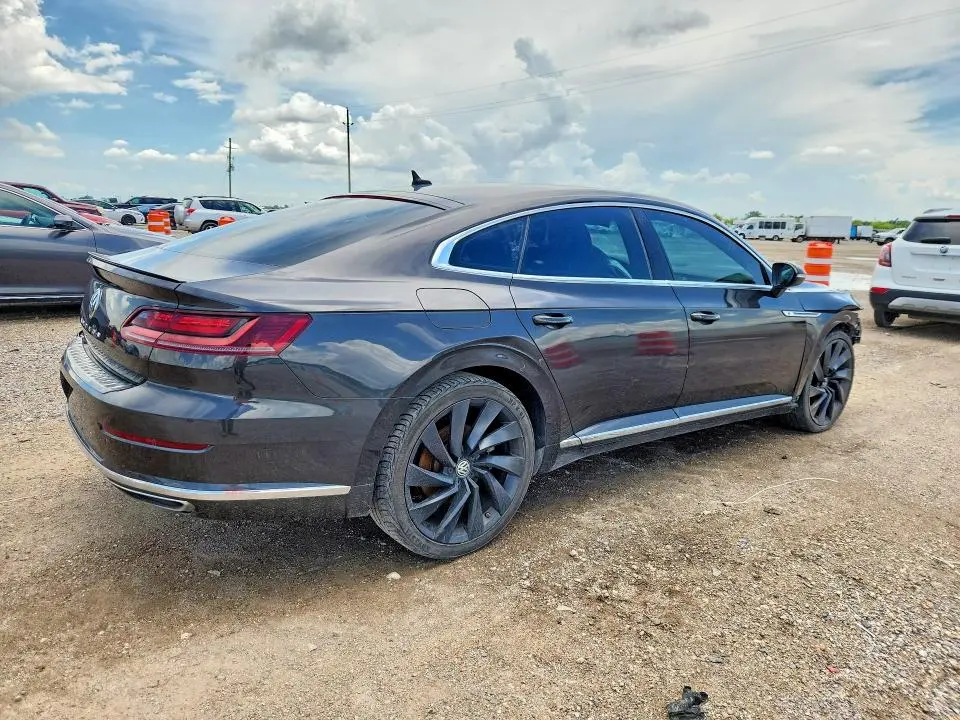 2019 VOLKSWAGEN ARTEON SE  