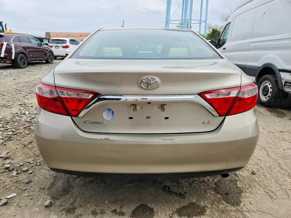 2017 TOYOTA CAMRY LE  
