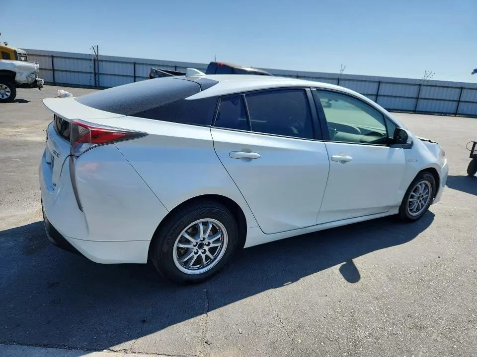 2016 TOYOTA PRIUS TWO ECO  
