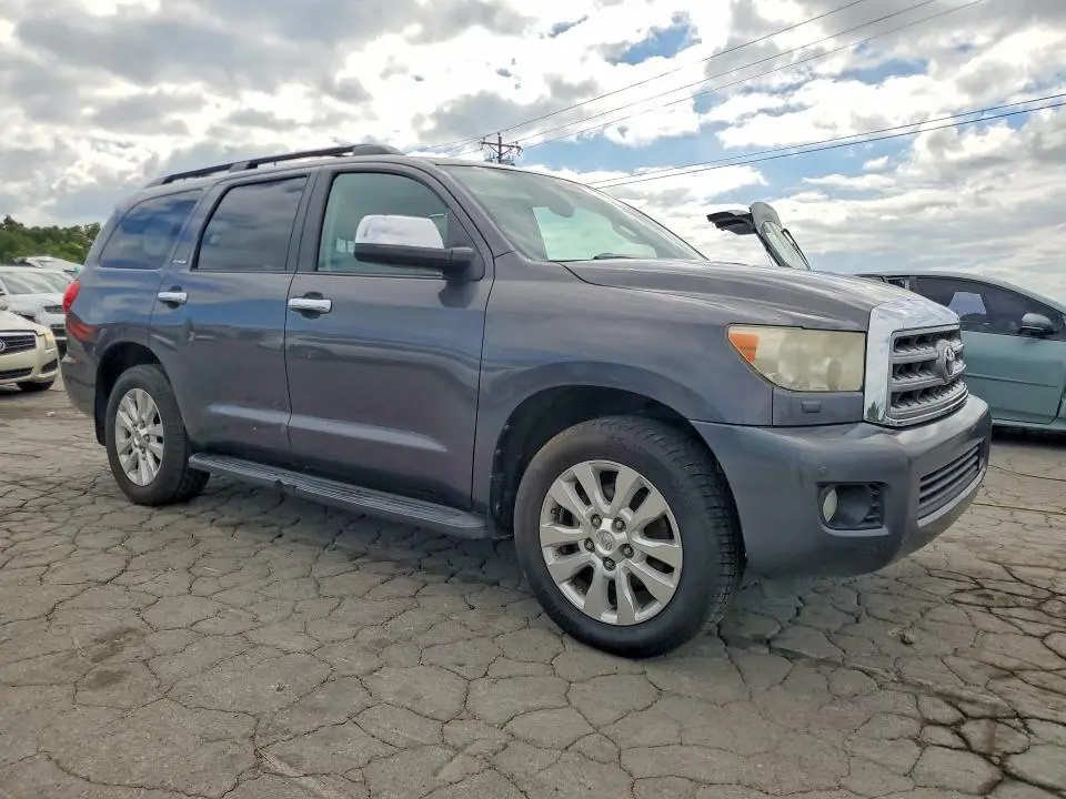 2013 TOYOTA SEQUOIA PLATINUM  