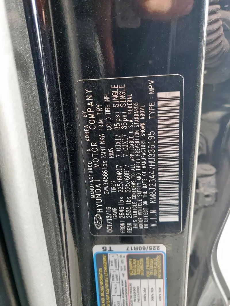 2017 HYUNDAI TUCSON SE  