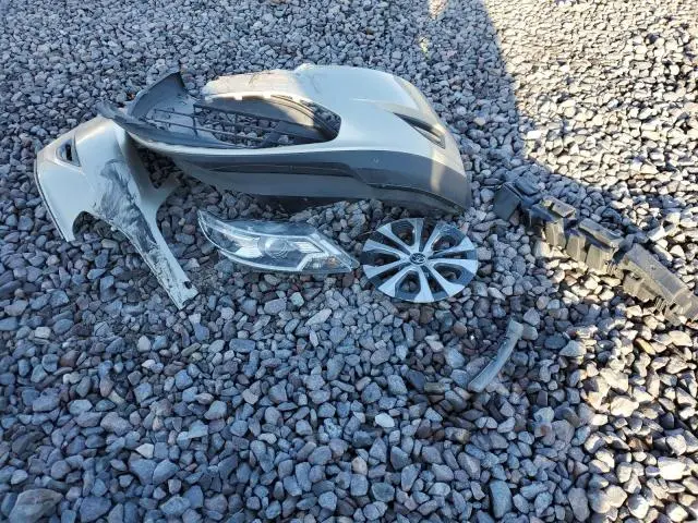 2011 FORD TAURUS SEL  