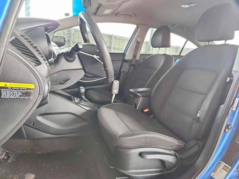 2014 KIA FORTE LX  