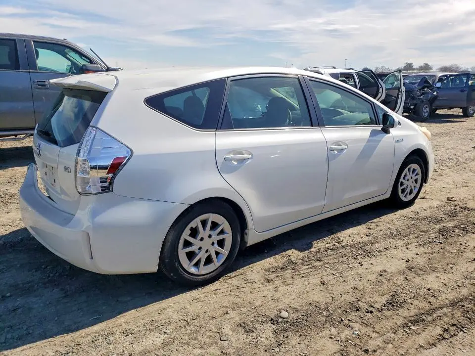 2013 TOYOTA PRIUS V THREE  