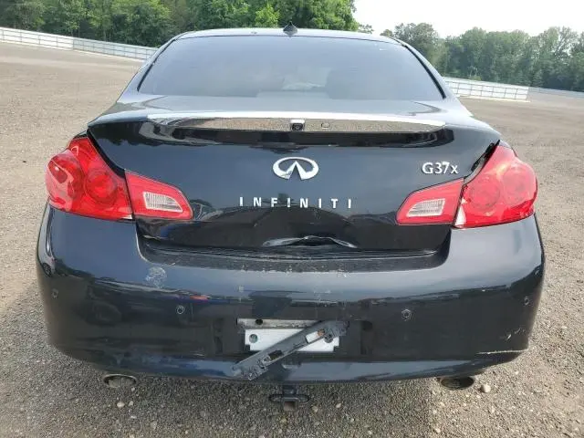 2013 INFINITI G37   