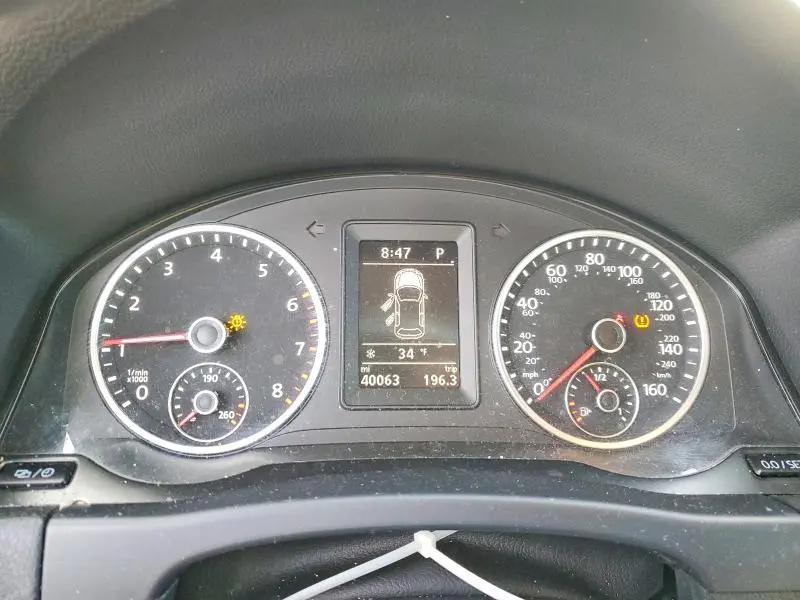 2017 VOLKSWAGEN TIGUAN S  