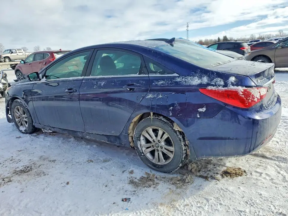 2013 HYUNDAI SONATA GLS  