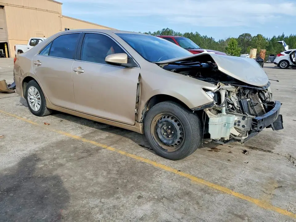 2012 TOYOTA CAMRY L  