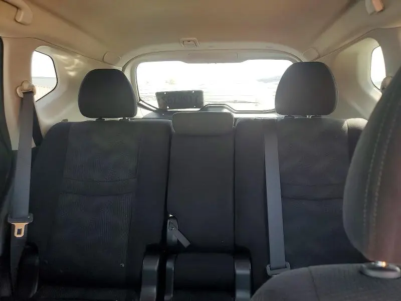 2014 NISSAN ROGUE SV  